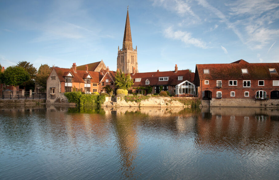 A church on the river Thames in the town of Abingdon