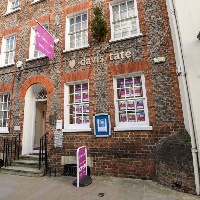 Henley-on-Thames exterior