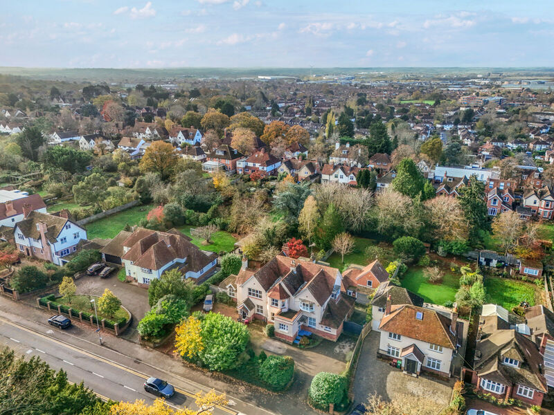 Theale Lakes in Berkshire