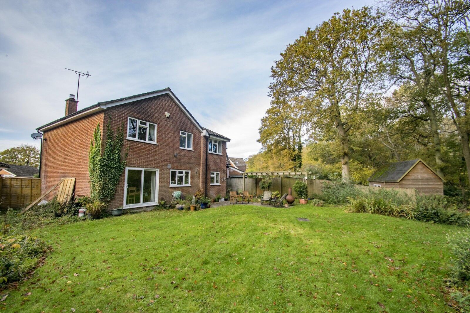 4 bedroom detached house for sale Beechwood Close, Crays Pond, RG8, main image