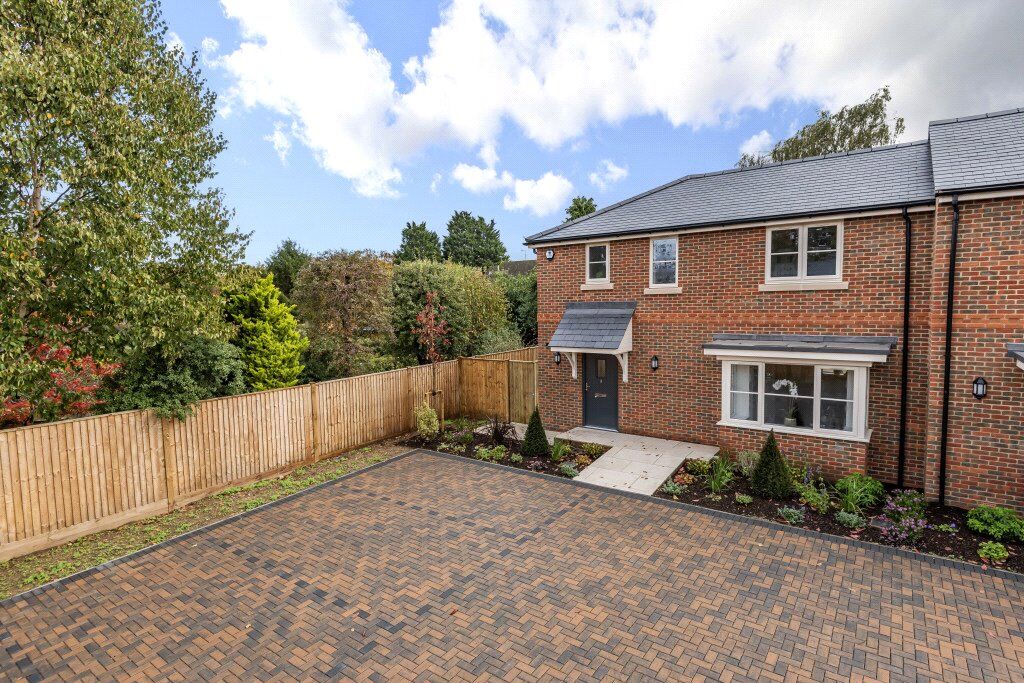 3 bedroom semi detached house for sale 3 The Hollies, Goring Road, RG8, main image