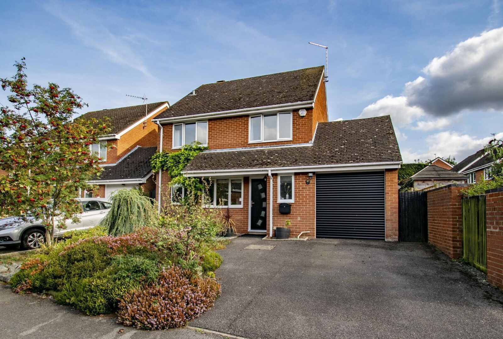 4 bedroom detached house for sale Lackmore Gardens, Woodcote, RG8, main image