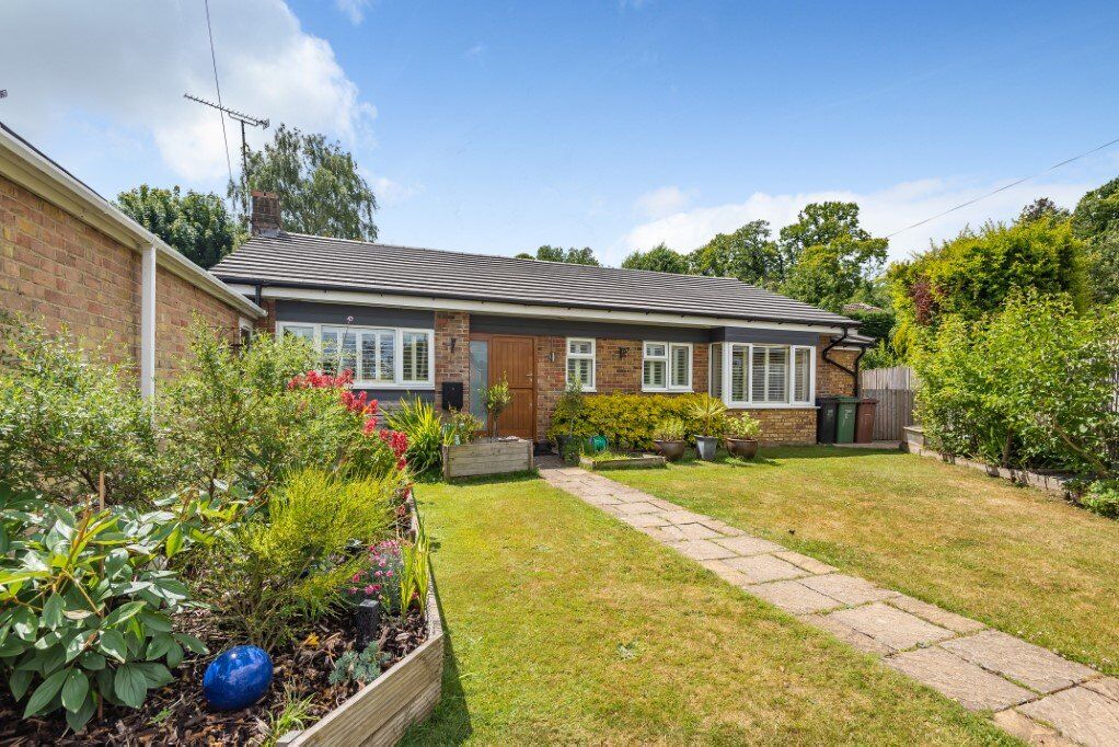 3 bedroom detached bungalow for sale Hill Bottom Close, Whitchurch Hill, RG8, main image