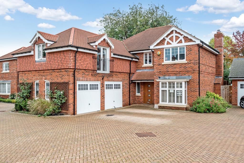 5 bedroom detached house for sale The Pippins, Swallowfield, RG7, main image