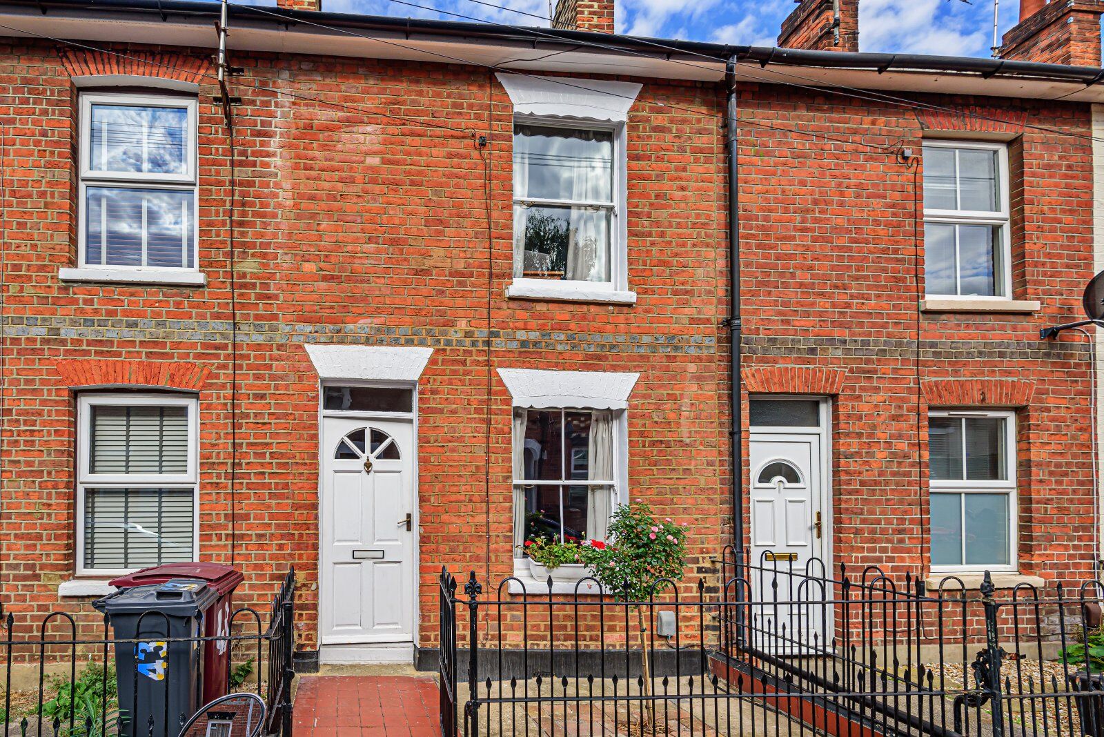2 bedroom mid terraced house for sale Sherman Road, Reading, RG1, main image