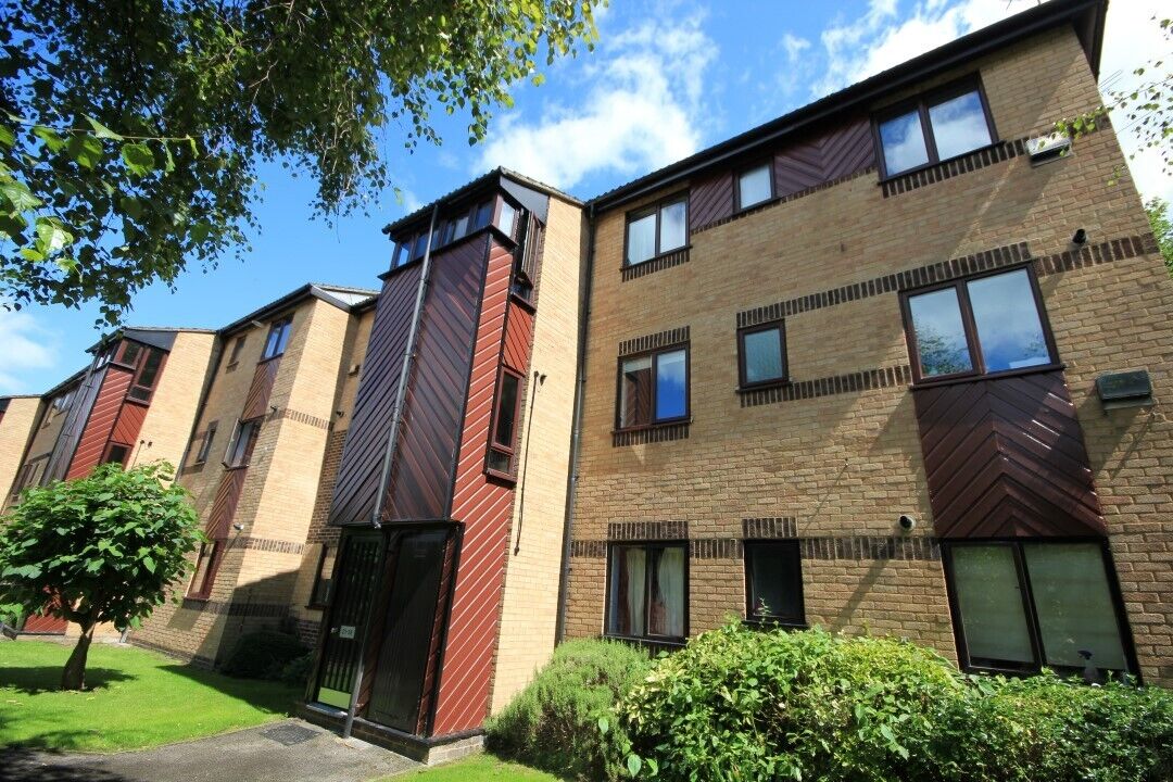1 bedroom  flat for sale St Pauls Court, Reading, RG1, main image