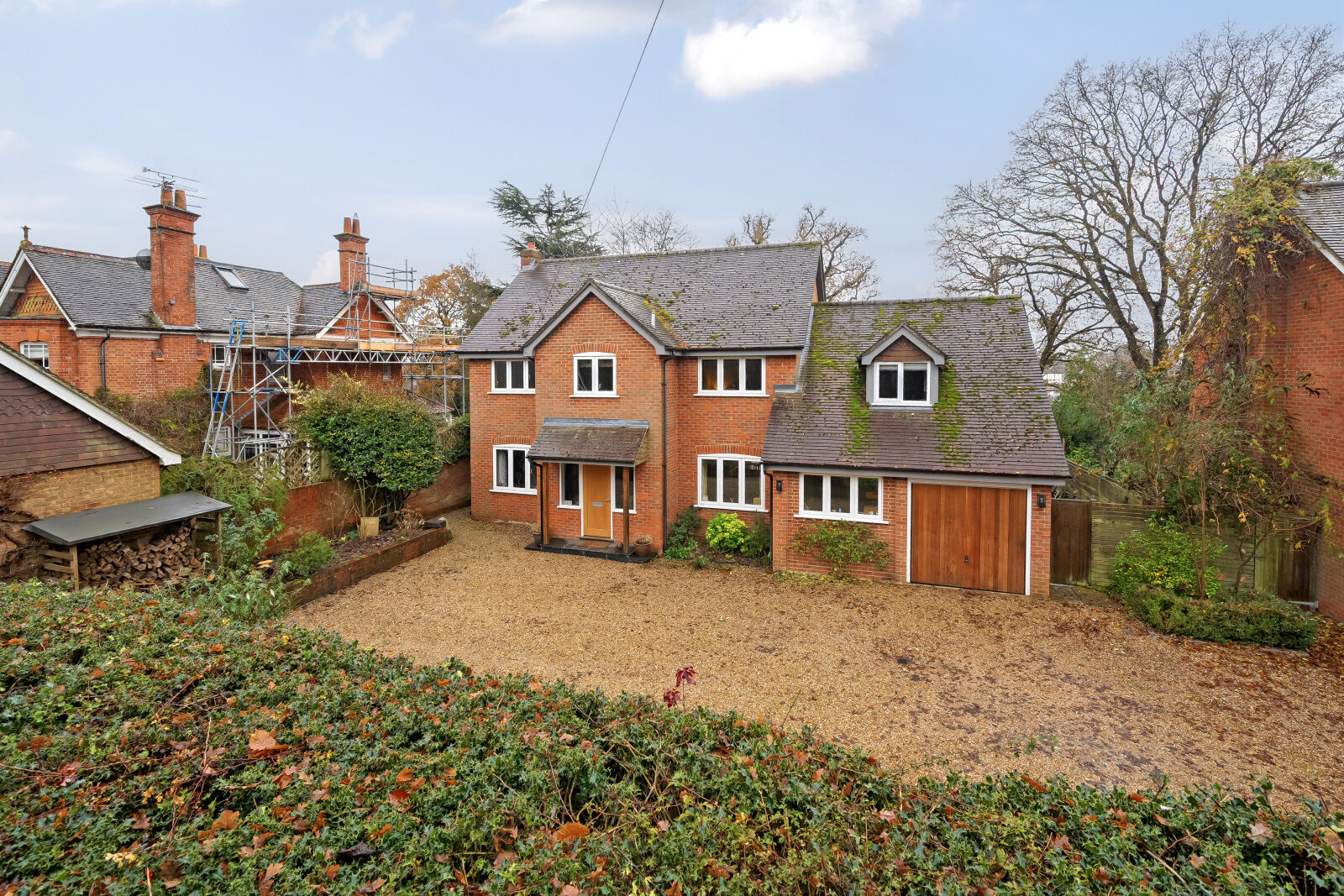4 bedroom detached house for sale Blounts Court Road, Peppard Common, RG9, main image
