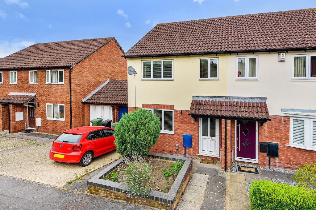 3 bedroom semi detached house for sale Otters Reach, Kennington, OX1, main image