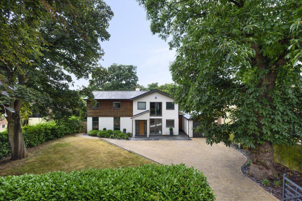 4 bedroom detached house for sale Stoke Row Road, Peppard Common, RG9, main image