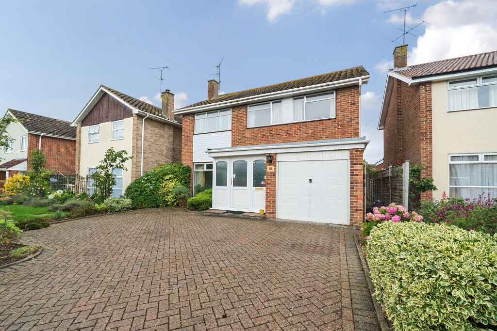 4 bedroom detached house for sale Winchcombe Road, Twyford, RG10, main image