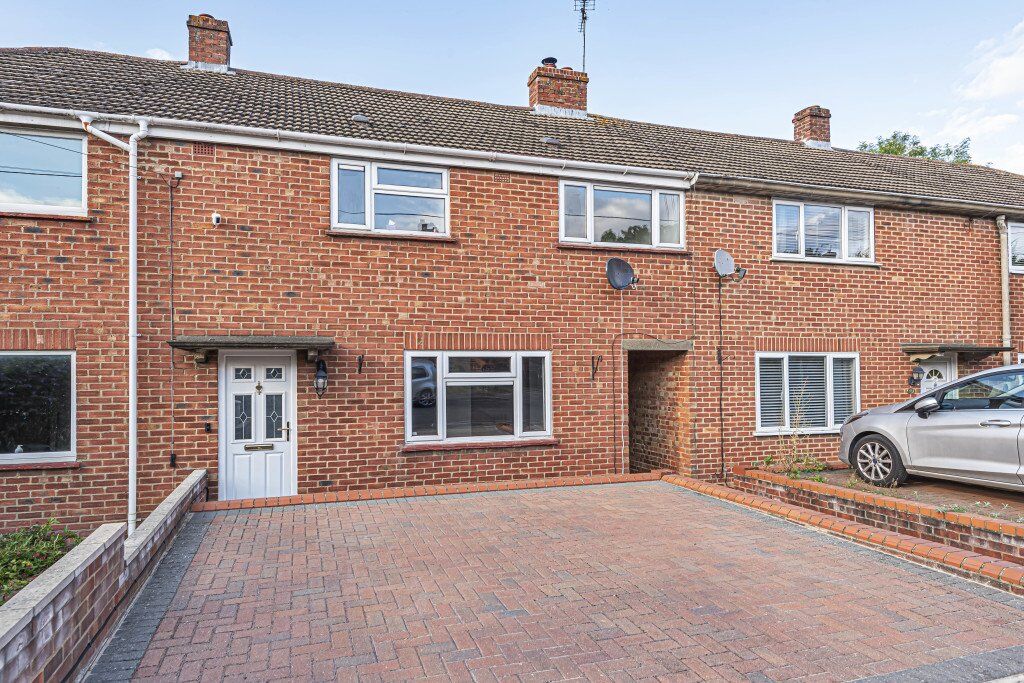 3 bedroom mid terraced house for sale Springfield Road, Wantage, OX12, main image