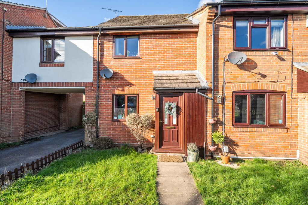 2 bedroom mid terraced house for sale High Street, Theale, RG7, main image