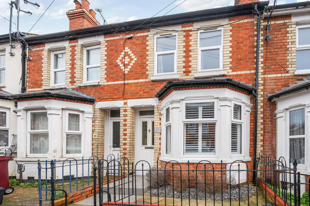2 bedroom mid terraced house for sale Lincoln Road, Reading, RG2, main image