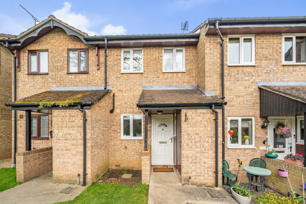 2 bedroom mid terraced house for sale Horseshoe Crescent, Burghfield Common, RG7, main image