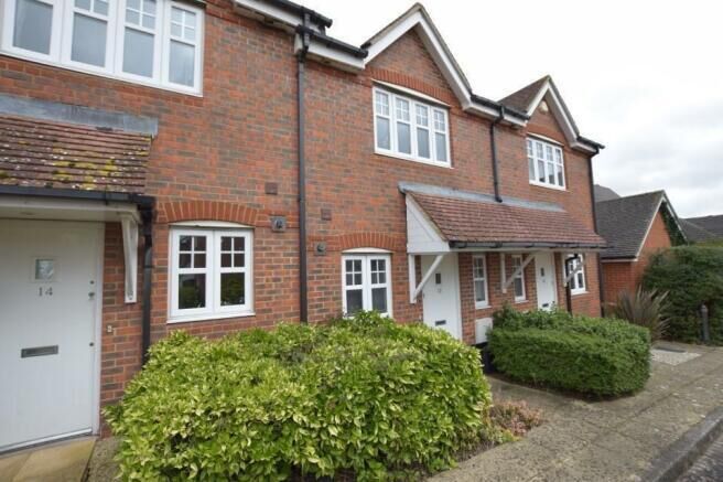 2 bedroom mid terraced house to rent, Available from 27/05/2024 Songbird Close, Shinfield, RG2, main image