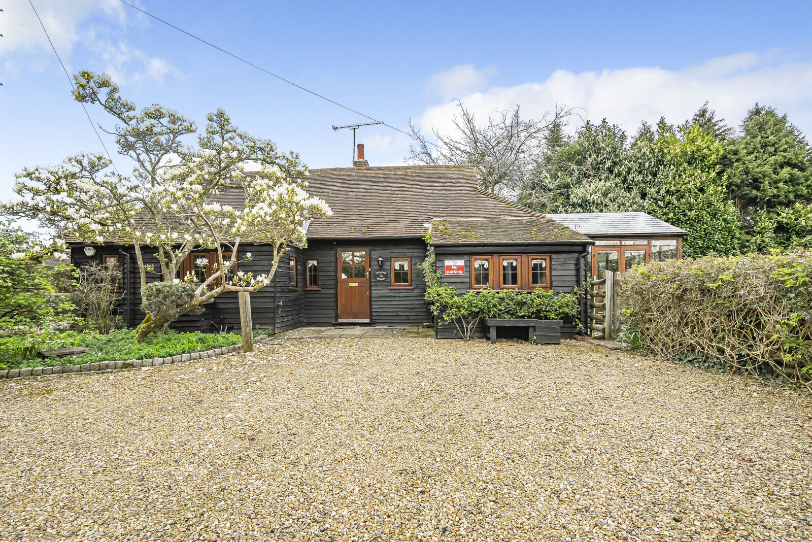 3 bedroom detached house to rent, Available now Highmoor, Henley-on-Thames, RG9, main image