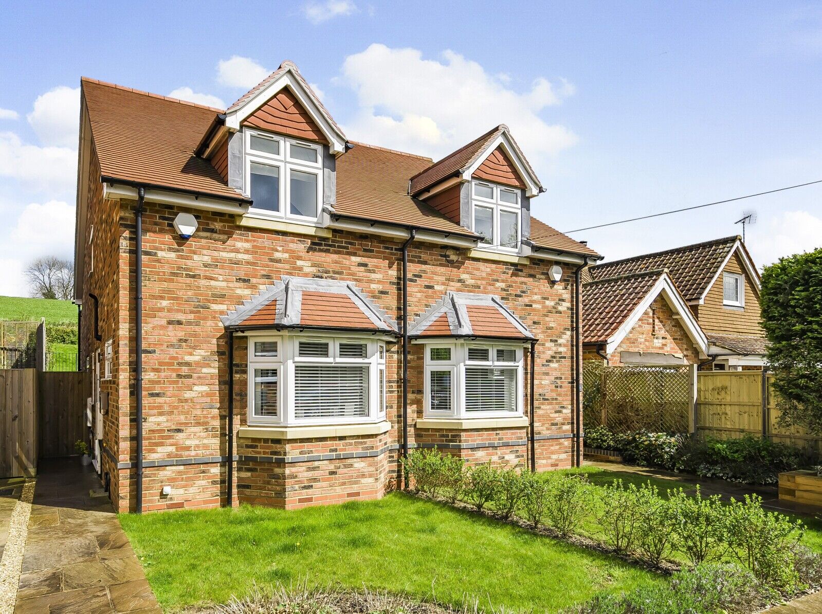 2 bedroom semi detached house for sale Hillview Close, Sonning Common, RG4, main image