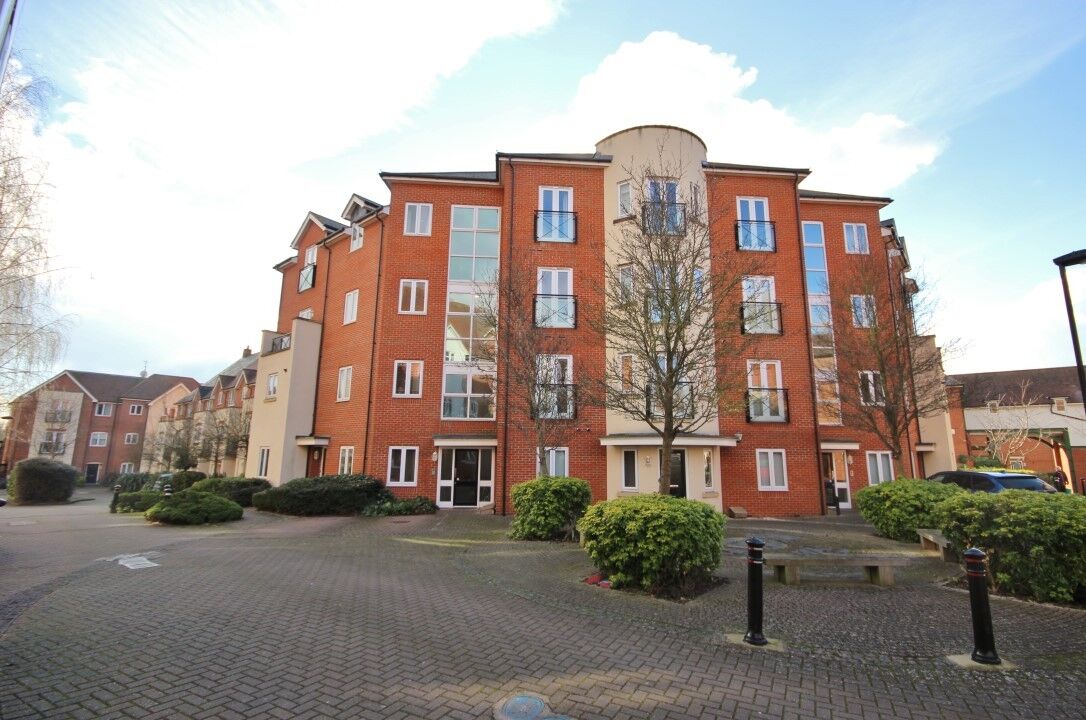 2 bedroom  flat to rent, Available from 08/07/2024 Penlon Place, Abingdon, OX14, main image