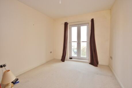 2 bedroom  flat to rent, Available from 08/07/2024