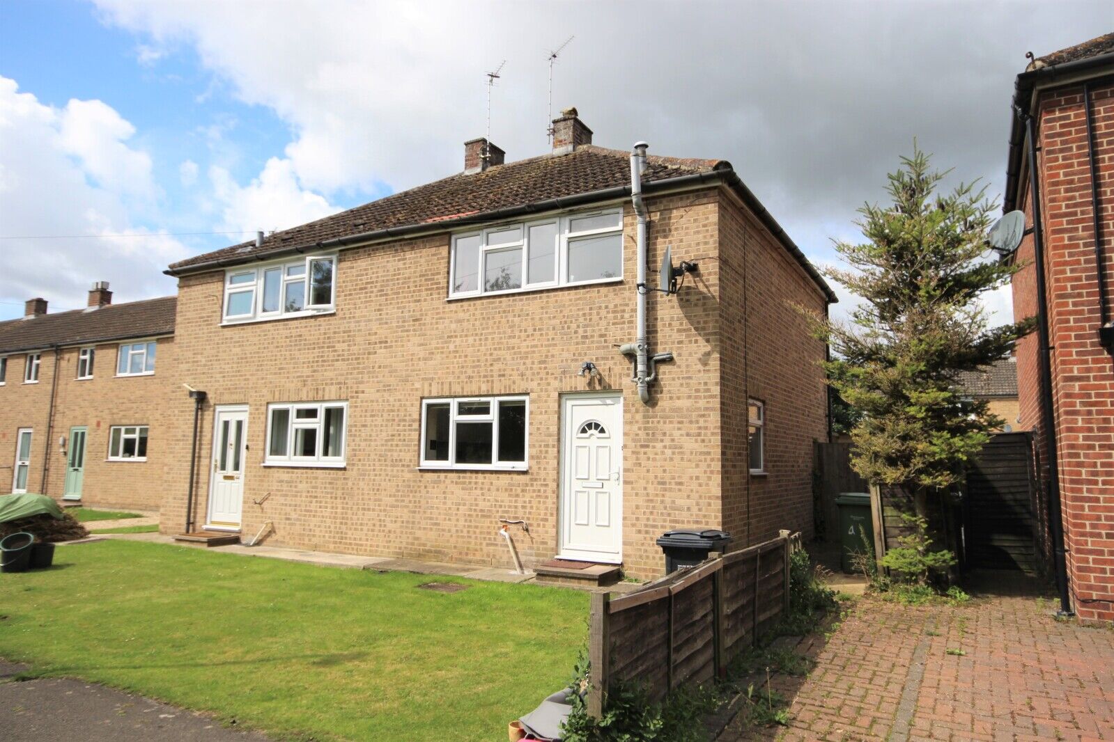 2 bedroom semi detached house for sale Appleford Drive, Abingdon-on-Thames, OX14, main image