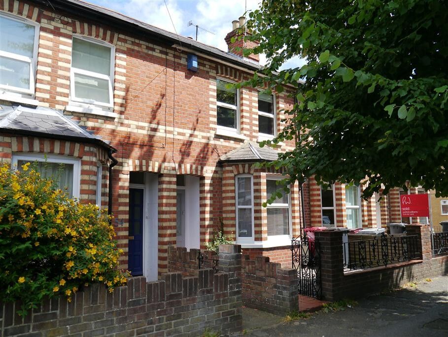 3 bedroom mid terraced house to rent, Available now Prince Of Wales Avenue, Reading, RG30, main image
