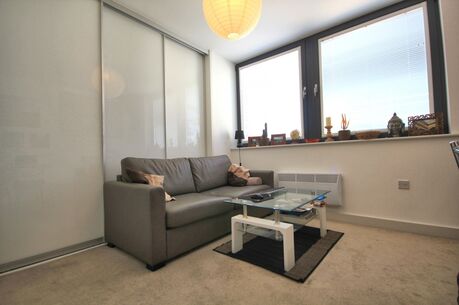 1 bedroom  property to rent, Available from 31/05/2024