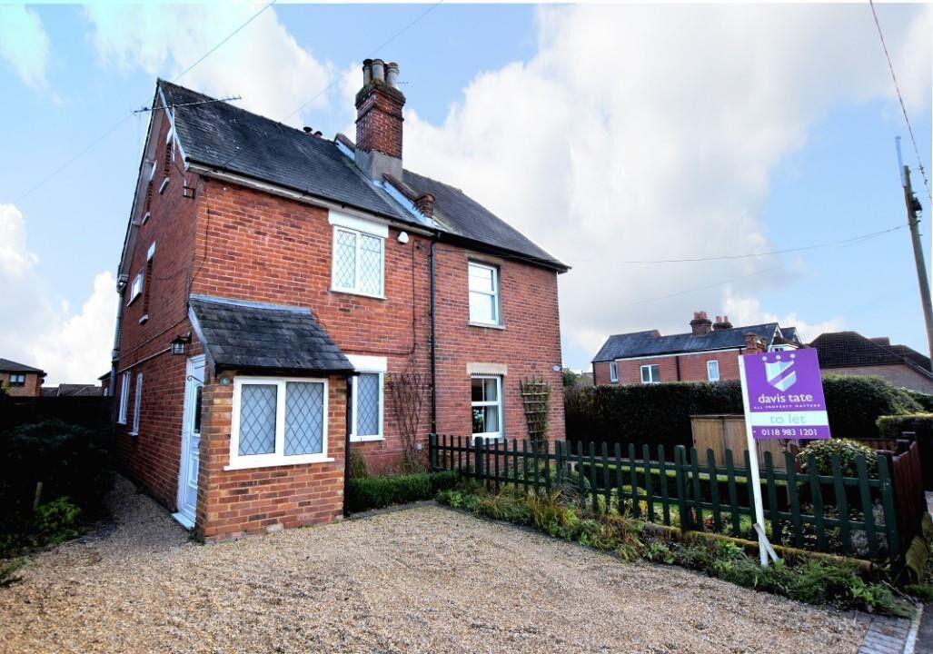 3 bedroom semi detached house to rent, Available from 15/03/2024 6 Windmill Road, Mortimer Common, RG7, main image