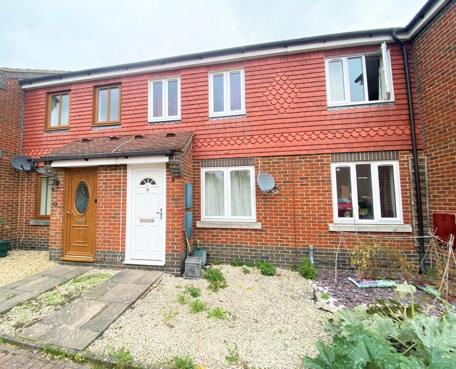 2 bedroom mid terraced house for sale Lea Grove, Didcot, OX11, main image