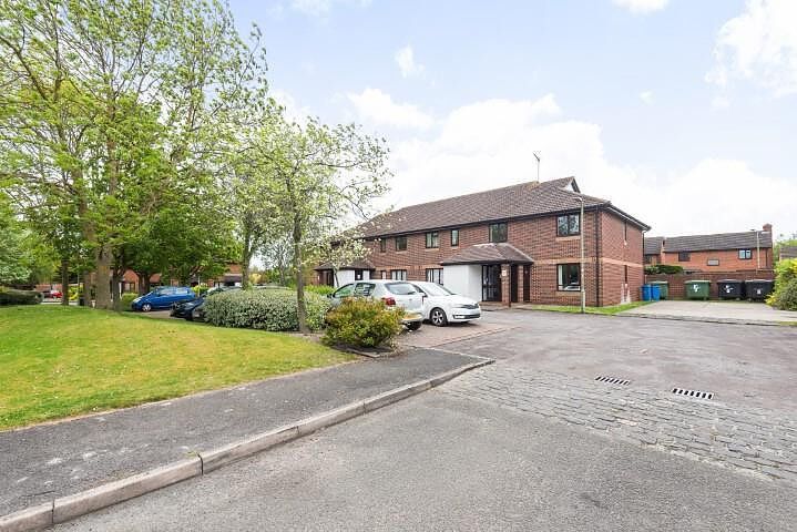 1 bedroom  flat for sale Pebble Drive, Didcot, OX11, main image