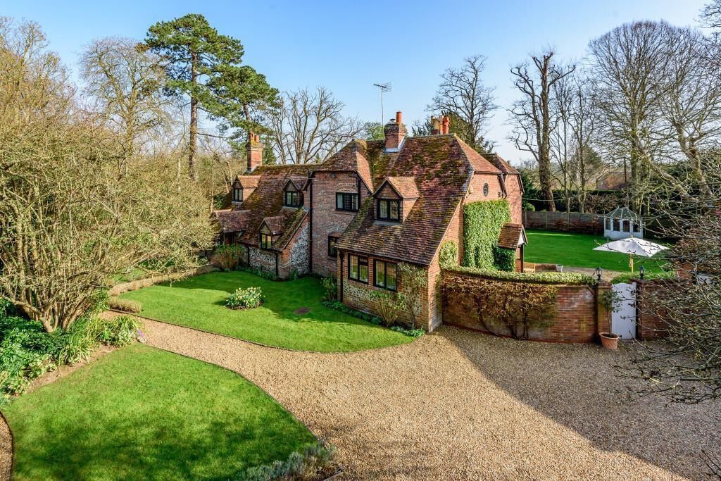4 bedroom detached house for sale Moulsford, Wallingford, OX10, main image