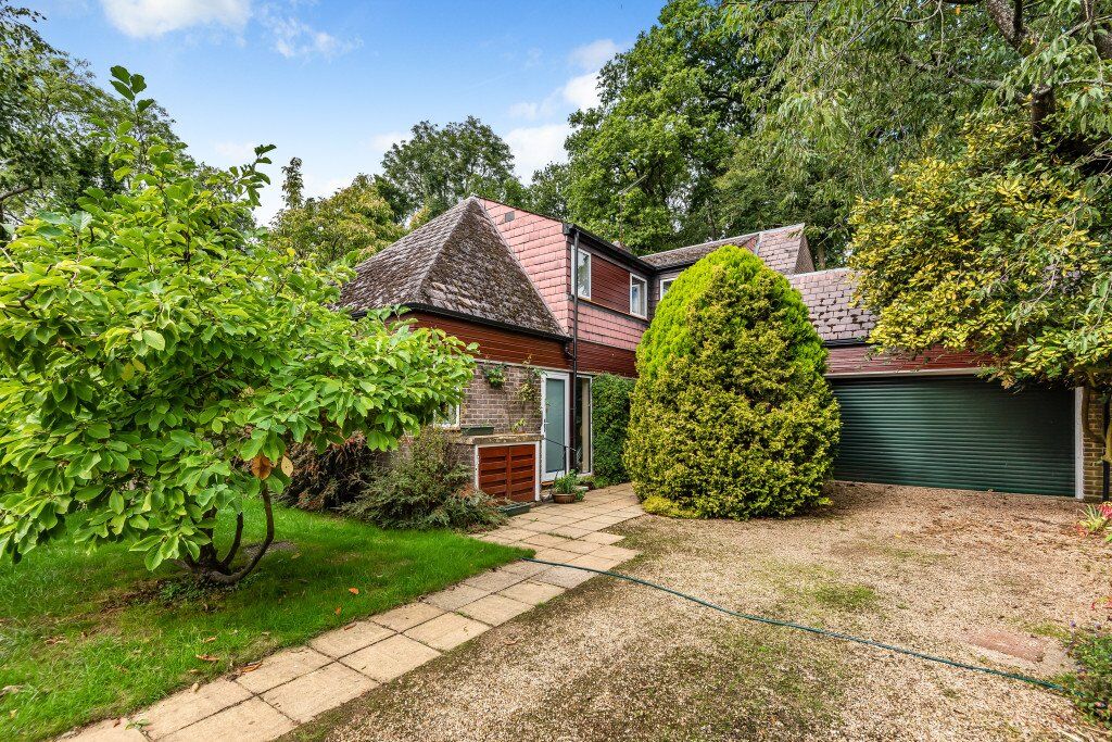 4 bedroom detached house for sale Checkendon, Reading, RG8, main image