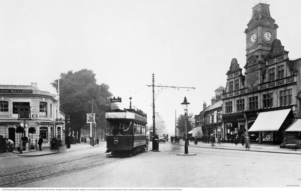 Reading - Copyright Francis Frith Collection